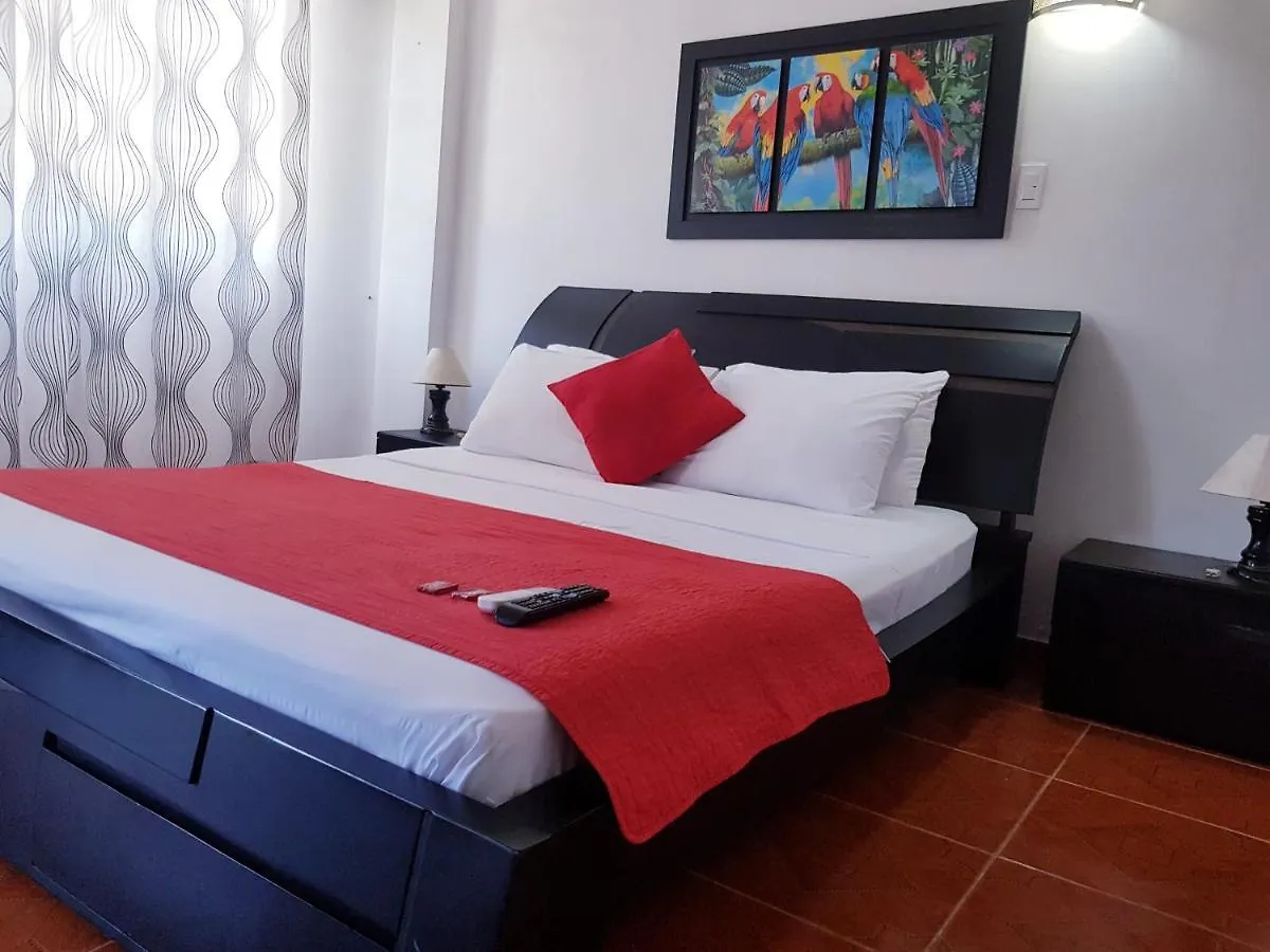 Hotel Media Luna Санта-Марта