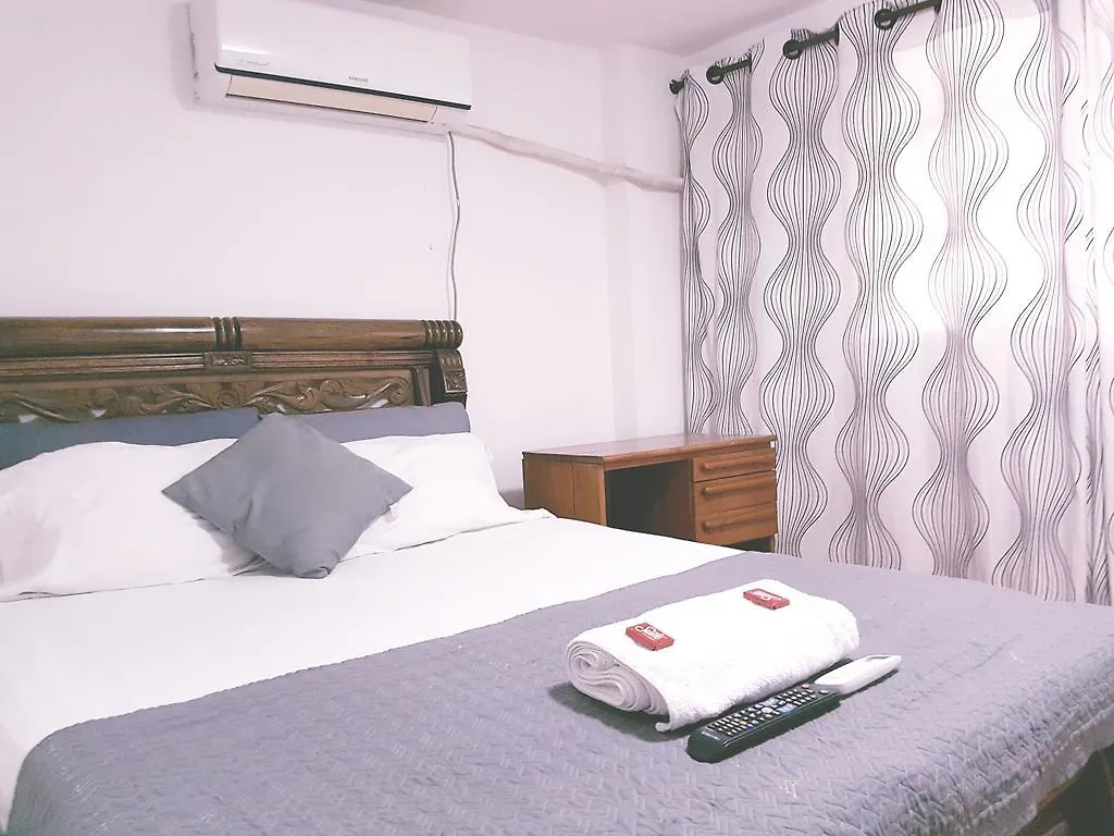 Hotel Media Luna Санта-Марта